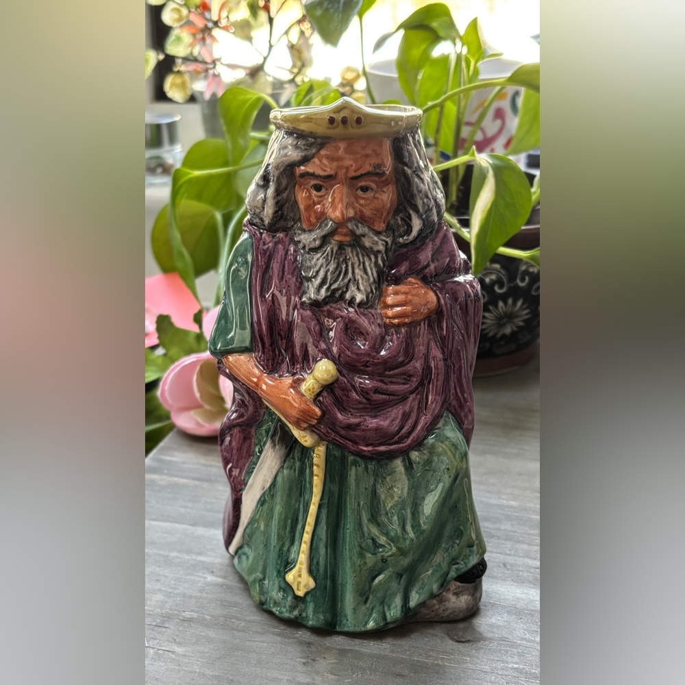 Antique Shakespeare King Lear Staffordshire Fine Ceramics Toby Jug 7inch